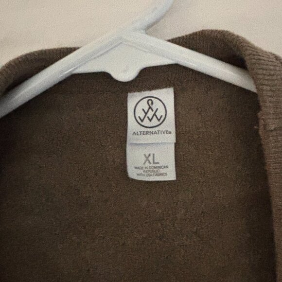 Magnolia Market Sweatshirt - Picture 3 of 3